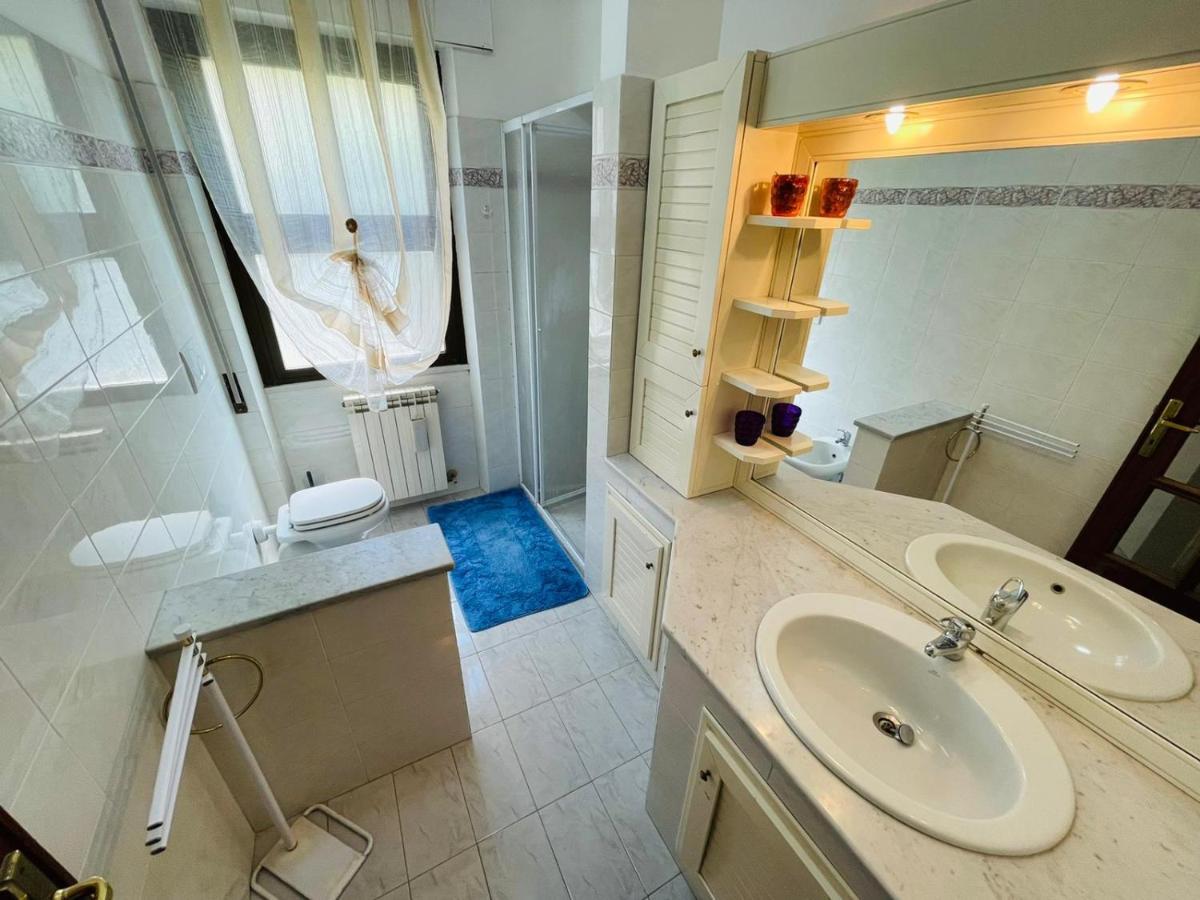 Ferienwohnung Darsena Fiumicino With Free Parking Exterior foto